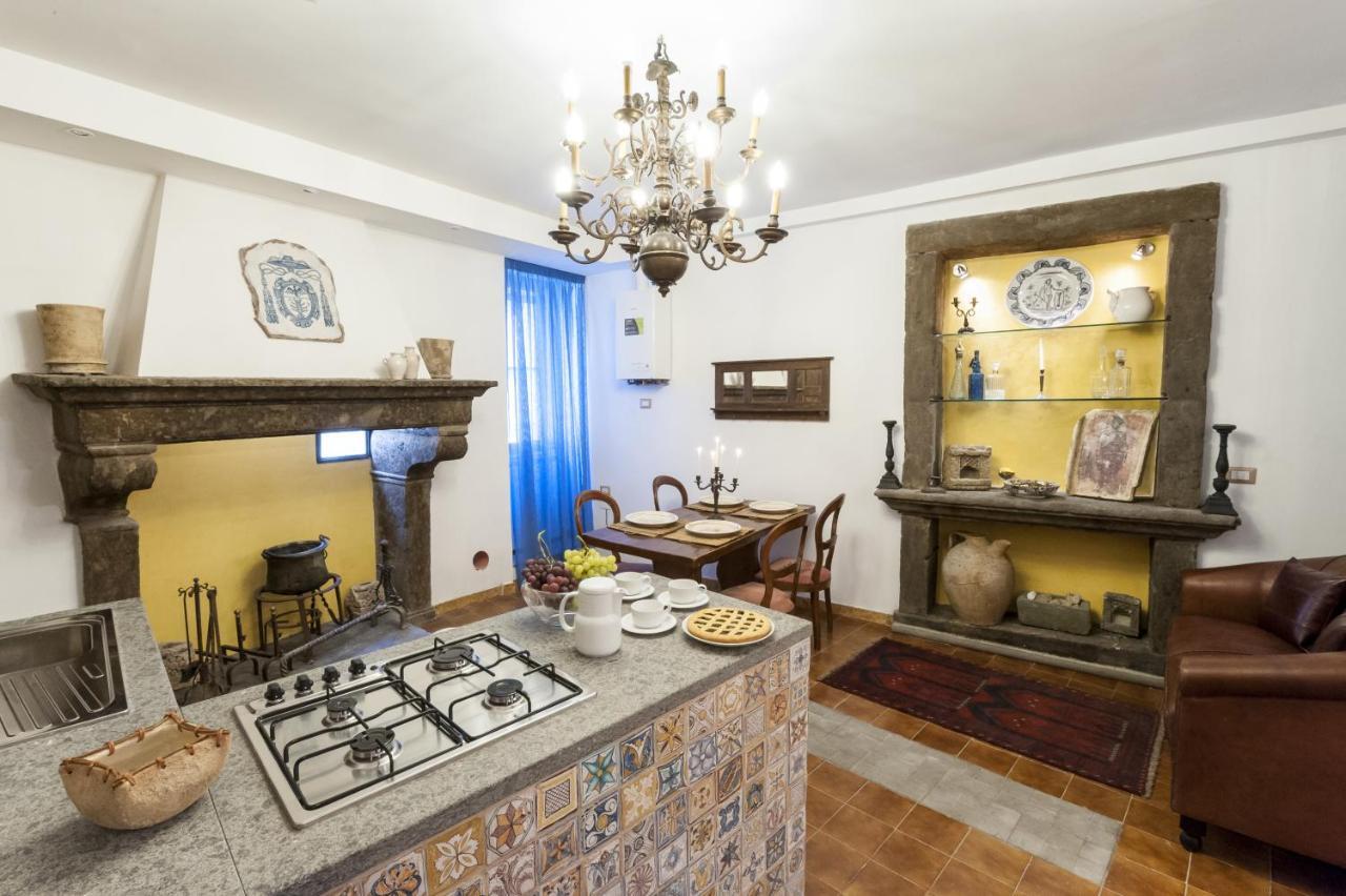 Locazioni Turistiche - Tourist Accomodations - Via Schizzaloca 20 - Gia Residenze Villa Lante Viterbo Room photo